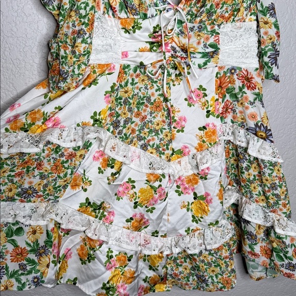 NWOT For Love & Lemons Roslyn Mini Dress Floral As Seen On Alix Earle size Large - Picture 7 of 10